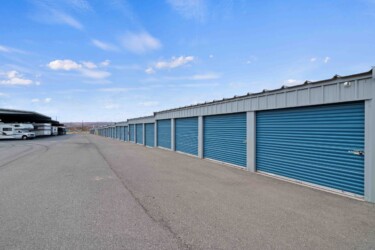 drive-up storage units at Max Storage in Hurricane, UT