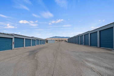 drive-up storage units at Max Storage in Hurricane, UT