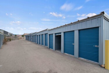 drive-up storage units at Max Storage in Hurricane, UT