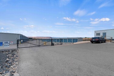 gated entrance to Max Storage in Hurricane, UT